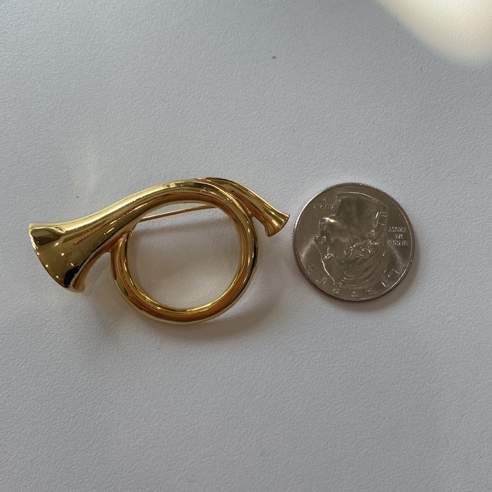 Musical Instrument Vintage French Horn or Trumpet Pin Brooch - Picture 3 of 3